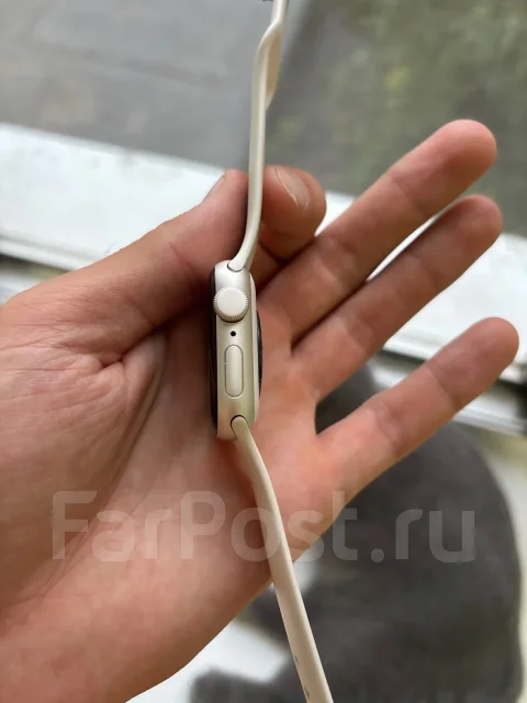 Apple Watch SE. GPS, NFC, SIM-�����, IP67, IP68 ����
