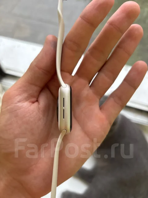 Apple Watch SE. GPS, NFC, SIM-�����, IP67, IP68 ����