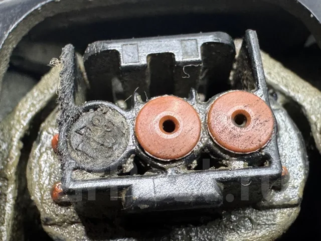 ��������� Mazda 6 GH L3P918300D L3P918300D ����