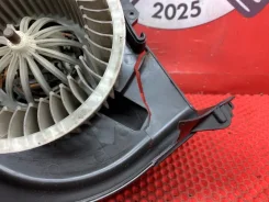 �������� ����� Volkswagen Polo 6R1819015A MK5 CWVA 6R1819015A ����