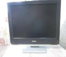 Toshiba. LCD (��) ����