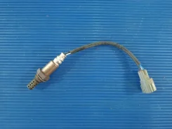 ������ ����������� Toyota Mark ll Wagon Blit GX110/ 1G 8946541050 ����