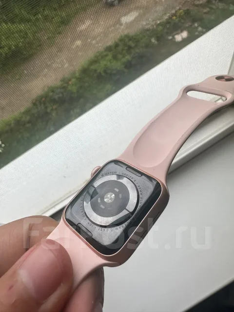 Apple Watch Series 4 ����