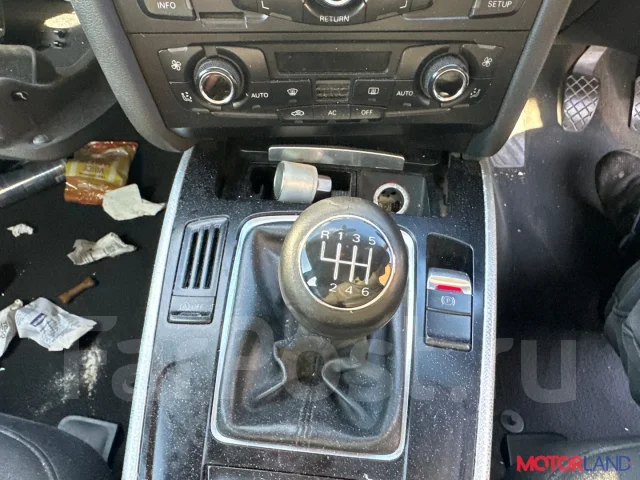 ������ Audi A4 (B8) 2007-2015 22124445, �������� 8K0807105 ����