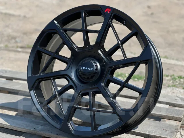 Zeekr. 8.5x21", 5x108, ET40, �� 63,4���. ����
