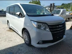 Toyota Noah. ZRR80, 3ZRFAE ����