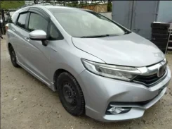 Honda Shuttle. GP7, LEB ����