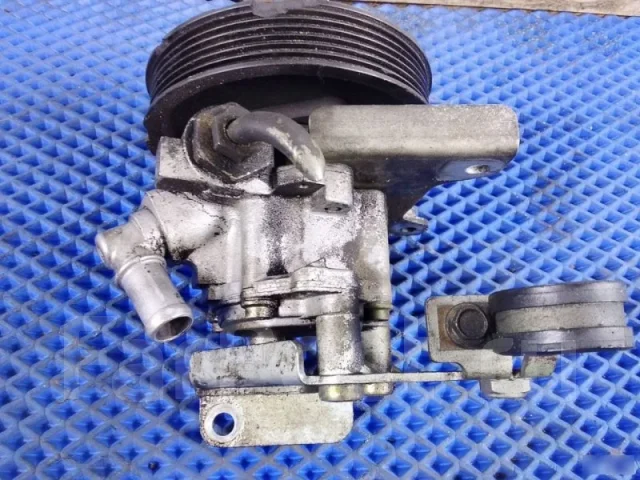 ����� ��� BMW 5 32421740858 E39 M52B28 32421740858 ����