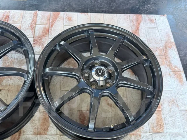 Vatrra. 7.0x17", 5x100, ET50 ����