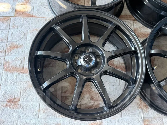 Vatrra. 7.0x17", 5x100, ET50 ����