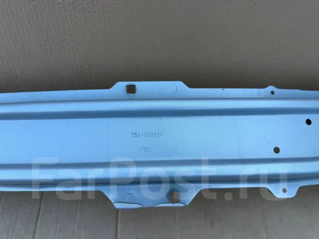 ��������� ������� Renault Logan 2 752107934R 752107934R ����