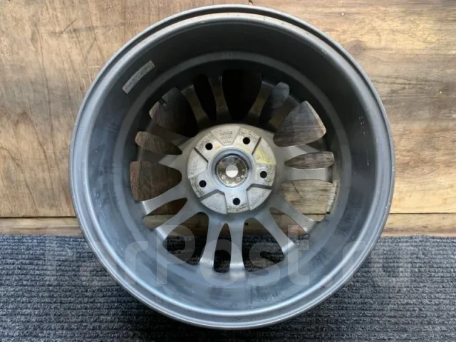 Weds Velva
