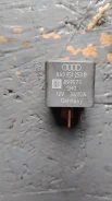 ���� ������������������ Audi 80 1993 8A0951253B VAG 899578 899578 ����