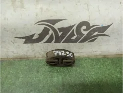 ������� ��������� Toyota 1756574290 1756574290 ����