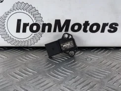 ������ ����������� �������� Audi Q3 2013 038906051D 8UB 038906051D ����