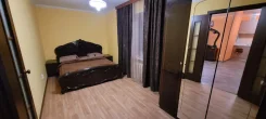 2-���������, ����� ��������� 8. ����� ������, 40���.��., 2/5 ���� ����