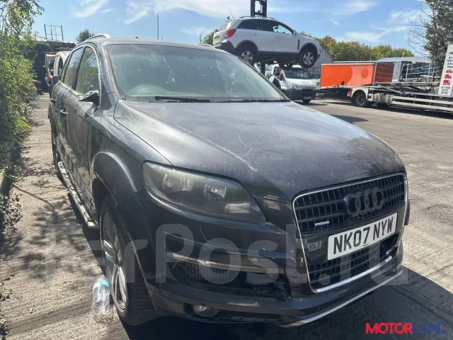 ������� Audi Q7 2005-2015 22128127 059911024H ����