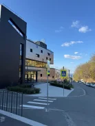 ����������� �����. 175��&sup2;, ����� ���������� 30�, �-� �������, 2/2 ����. ��� ������� ����
