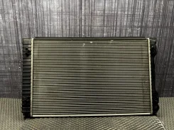 �������� ��� AUDI A4 2006 8E0121251L B7 ALT 8E0121251L ����
