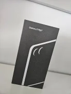 Samsung Galaxy Z Flip7. �����, 256 �� ����