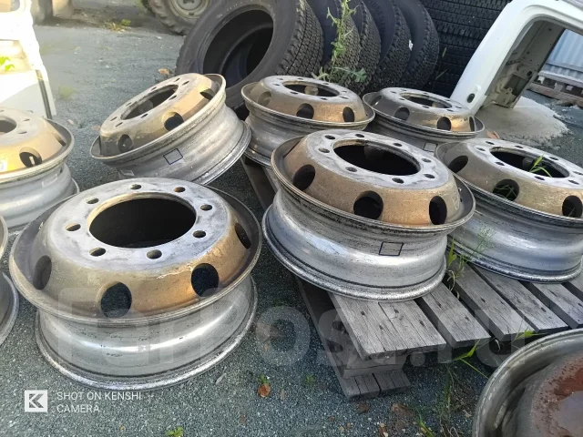 Alcoa. 6.75x19.5", 8x275, ET147 ����