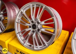 Bridgestone Reigner BW25s. 8.5x19", 5x120, ET35, �� 60,1���. ����
