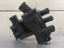 ������ ���������� Volkswagen Bora 032121111BA 1.4 AXP 032121111BA ����