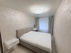 3-���������, ����� �������� 10. ���������, 55,5���.��., 2/5 ���� ����