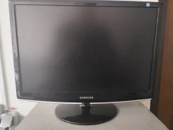 Samsung. 21.5", ���������� �� (LCD, LED, QLED) ����