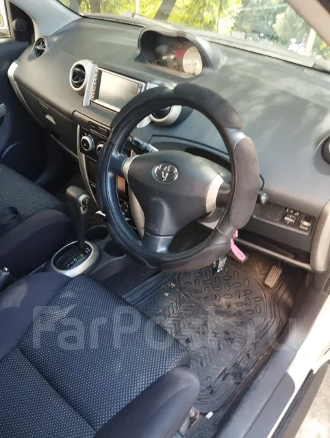 Toyota ist. �������, ��������, 1.3 (87��.�.), ������, 125 000����. �� ����