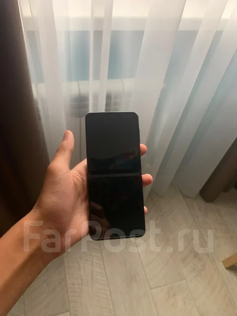 Samsung Galaxy Z Flip4. �/�, 128 ��, ������ ����