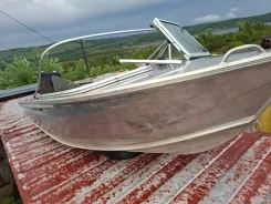 Quintrex. 2011 ���, ����� 4,53��., ��������� ��� ���������, 49��.�., ������ ����