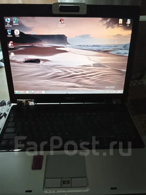 Asus X. WiFi: 1, Bluetooth: 1 ����