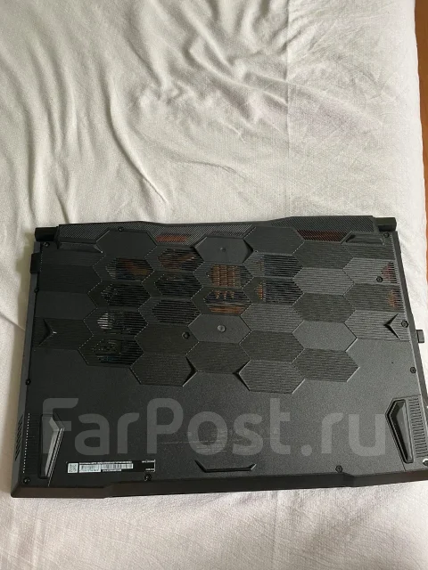 MSI Katana GF76. 17", 2,7����, ��� 32 ��, ���� 1 000���, WiFi: 1, Bluetooth: 1 ����