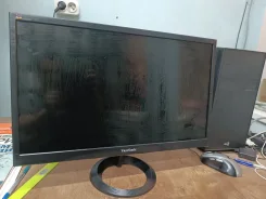 ViewSonic. 21", ���������� �� (LCD, LED, QLED) ����