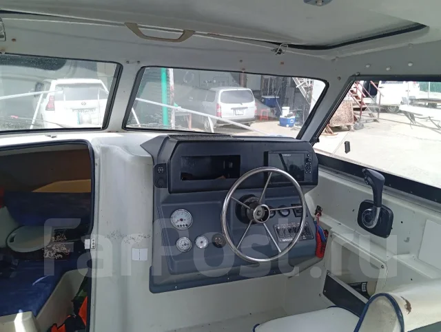 FS-750. 1993 ���, ����� 8��., ��������� ���������, 200��.�., ������ ����