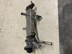 ������ EGR Toyota Prius 2562037120 ZVW30 2ZR-FXE 2562037120 ����