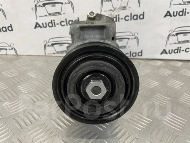 ���������� ������������ Audi A4 8K0260805M B8 8K0260805M ����