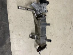 ������ EGR Toyota Prius 2560137010 ZVW30 2ZR-FXE 2560137010 ����