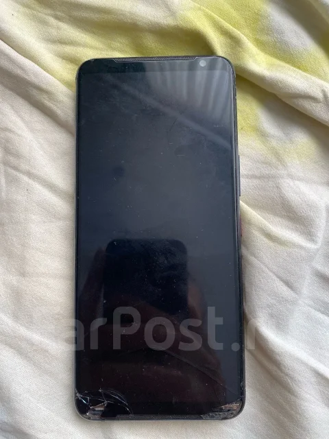 Asus ROG Phone 3. �/�, 512 ��, ������, 4G LTE, 5G, Dual-SIM, NFC, ������� �������, ������������ ������� ����