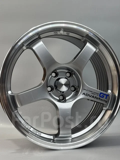 Advan Racing GT. 7.5x17", 5x100, ET38, �� 73,1���. ����