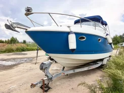 Rinker. 2009 ���, ��������� ������������, 300��.�., ������. ��� ����� �� ������������ ����