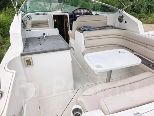 Rinker. 2009 ���, ��������� ������������, 300��.�., ������. ��� ����� �� ������������ ����