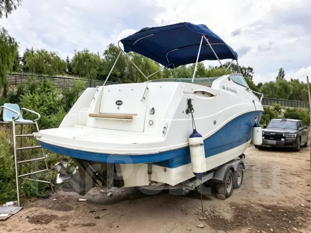 Rinker. 2009 ���, ��������� ������������, 300��.�., ������. ��� ����� �� ������������ ����