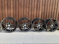 AVS Model 5. 7.0x17", 5x100, ET50 ����