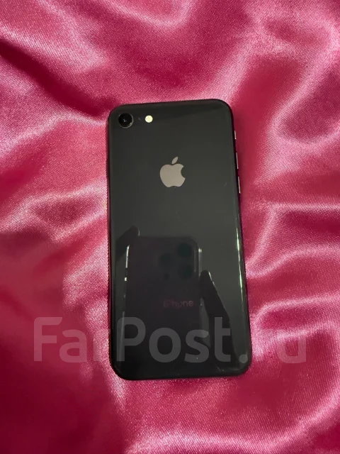 Apple iPhone 8. �/�, 64 ��, ������, ���������� ����