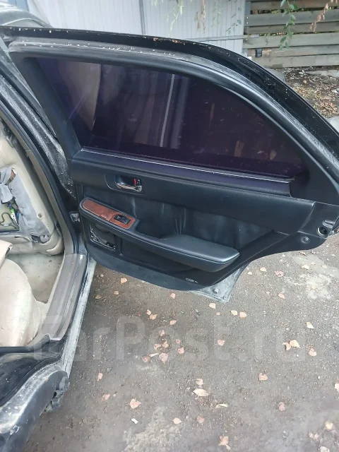 Lexus LS400 ����