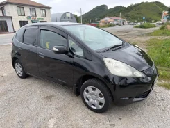 Honda Fit. ��������, ��������, 1.3 (100��.�.), ������, 290����. �� ����
