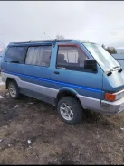 Nissan Largo. KUNGC2256456, LD20T4522674 ����