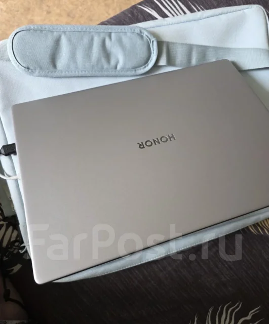 Honor MagicBook 16. 16.1", 3,3����, ��� 16 ��, ���� 512���, WiFi: 1, Bluetooth: 1 ����